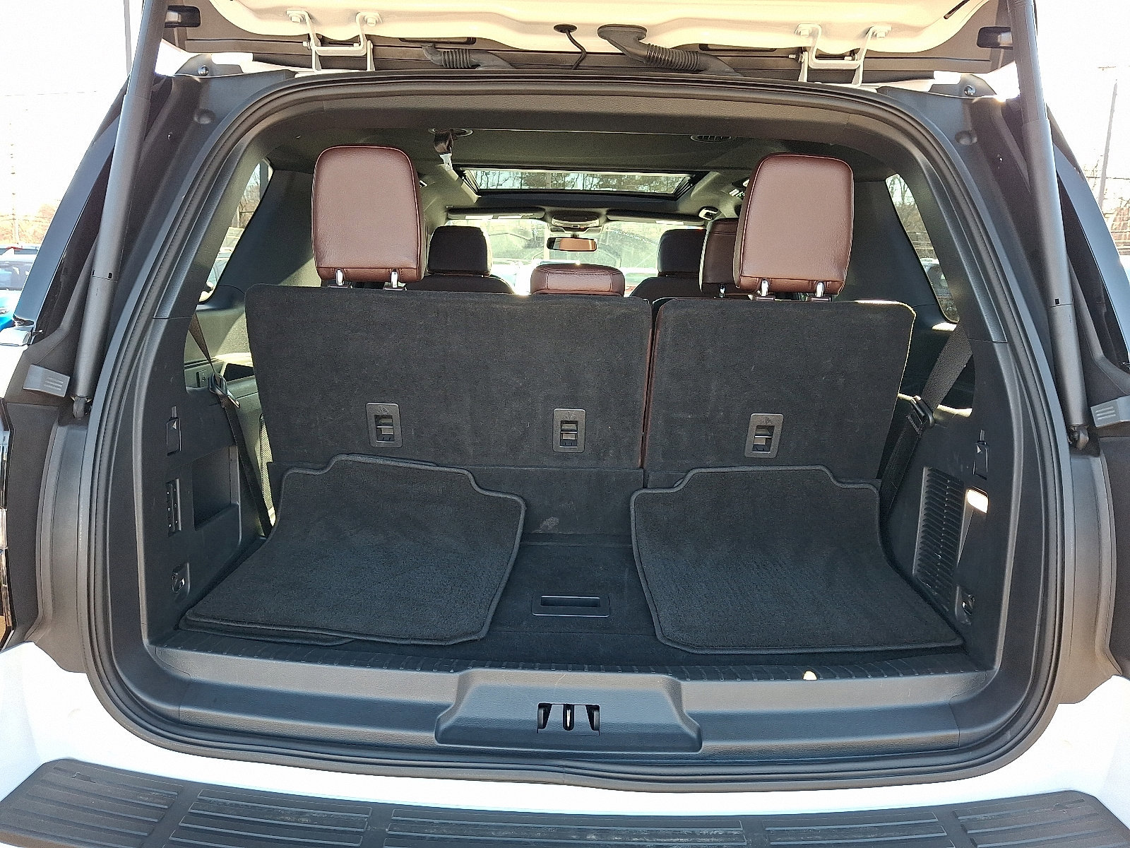 Certified 2023 Ford Expedition Limited image 28