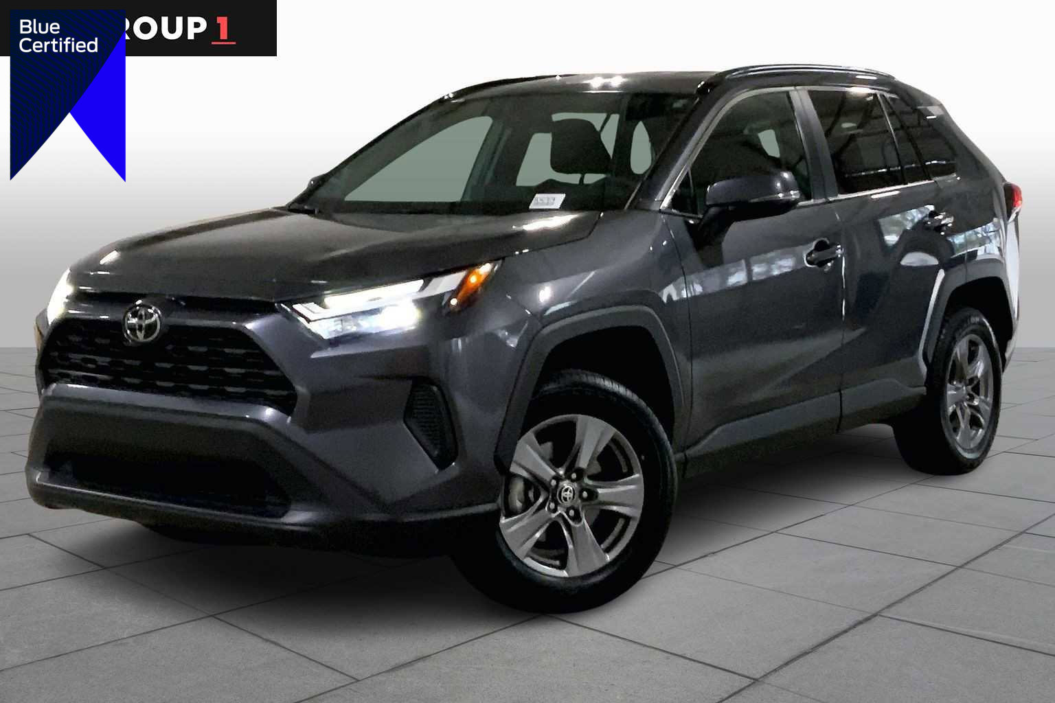 Used 2024 Toyota RAV4 XLE image 1
