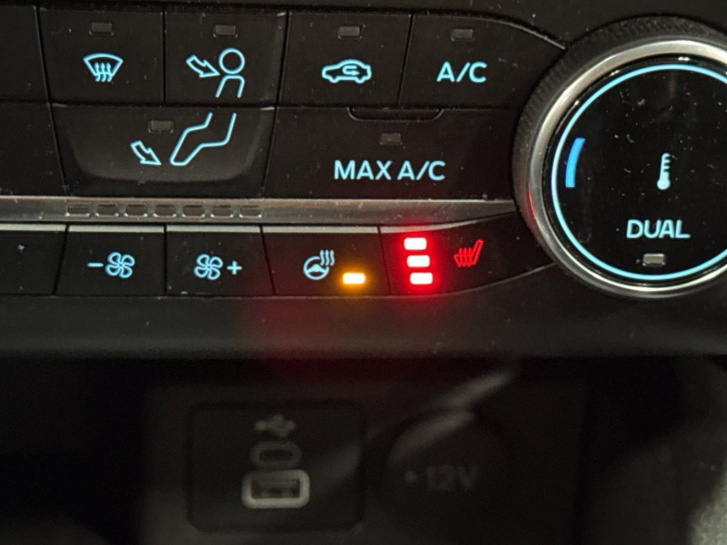 Certified 2024 Ford Escape ST-Line image 25