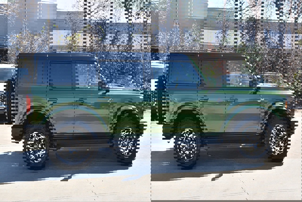 Certified 2025 Ford Bronco Outer Banks image 12