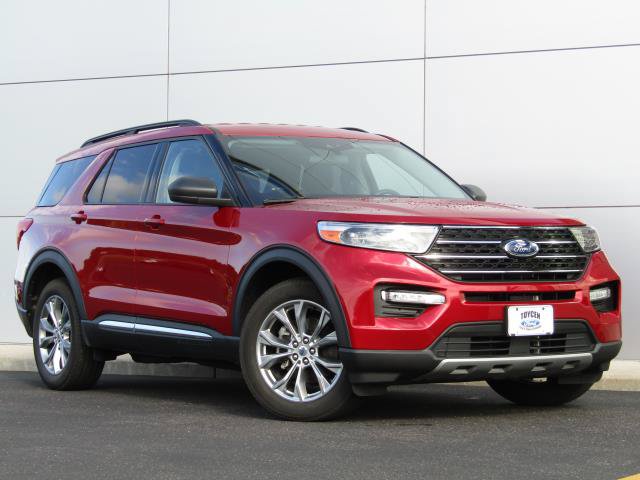Certified 2022 Ford Explorer XLT w/ Equipment Group 202A