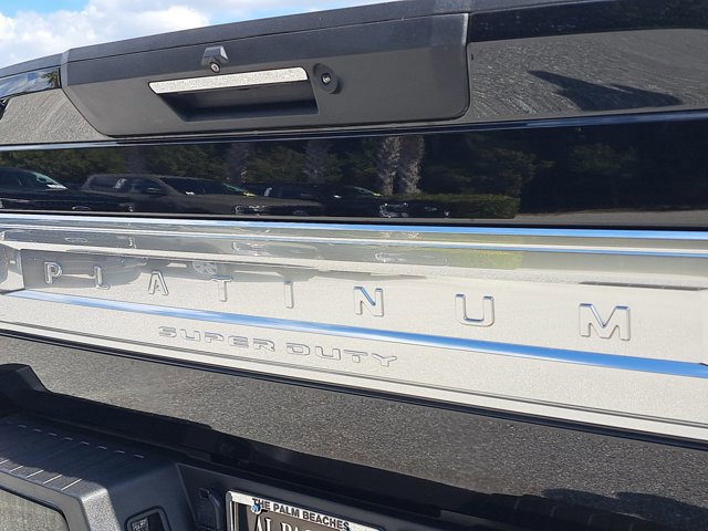 Certified 2021 Ford F250 Platinum w/ FX4 Off-Road Package image 10