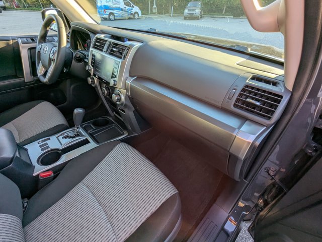 Used 2024 Toyota 4Runner SR5 image 40