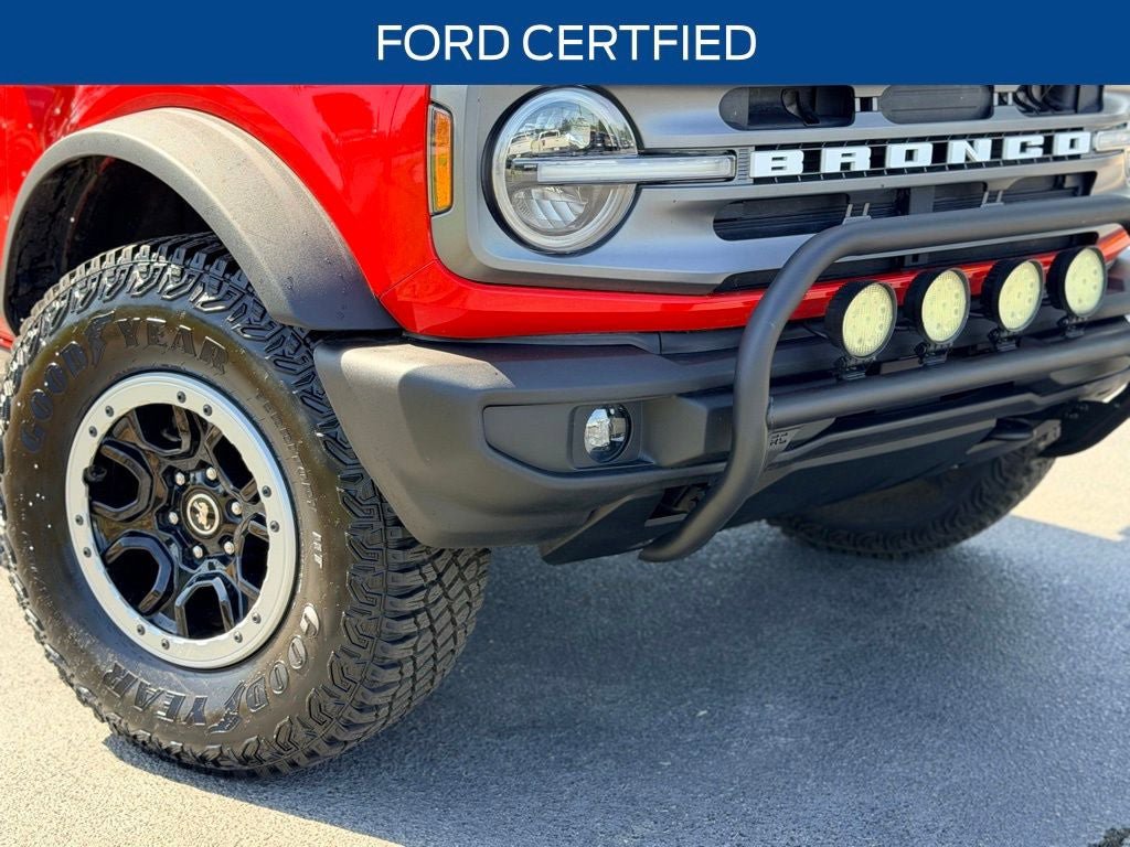 Certified 2023 Ford Bronco Big Bend w/ Sasquatch Package AWD/4WD image 3