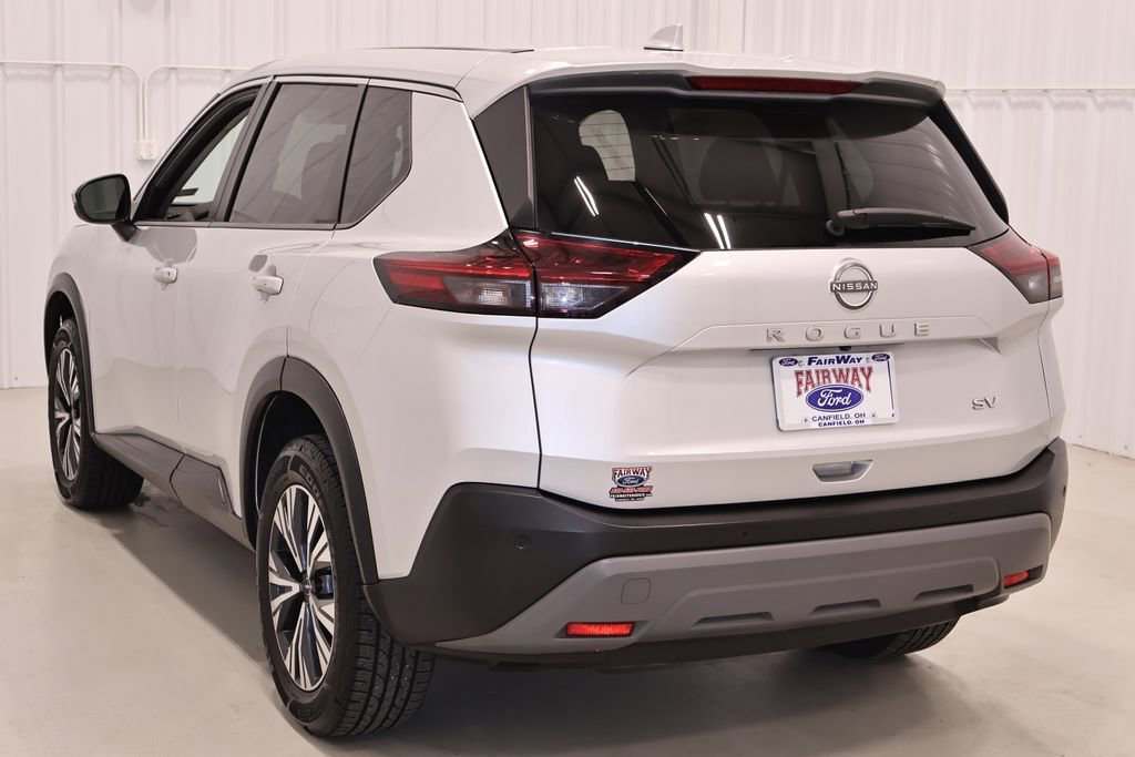 Used 2022 Nissan Rogue SV FWD image 8
