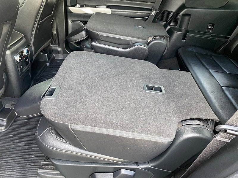 Certified 2023 Ford Explorer Limited w/ Limited Technology Package AWD/4WD image 44