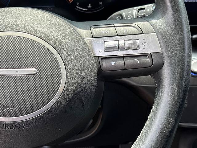 Used 2024 Hyundai Kona SEL FWD image 20