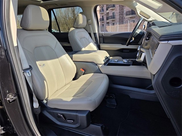Certified 2023 Ford Expedition Limited image 18