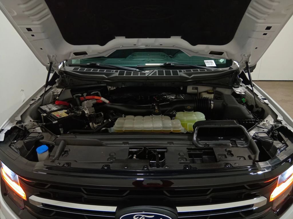 Certified 2024 Ford F150 XLT w/ Mobile Office Package image 12