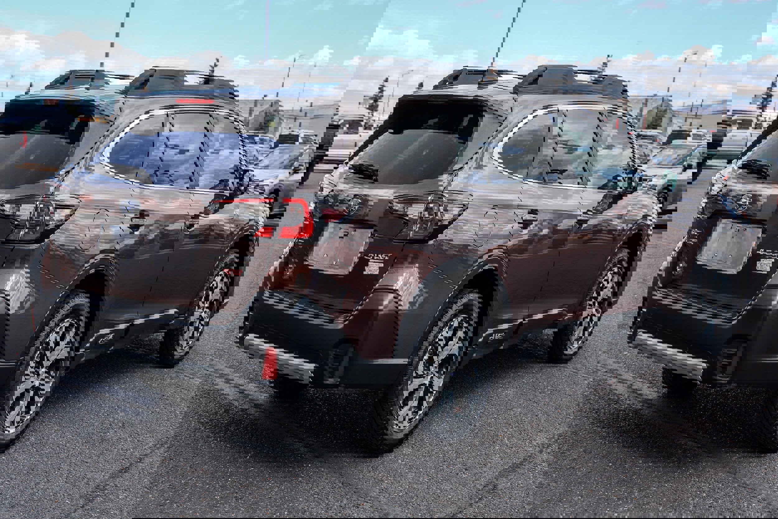 Used 2020 Subaru Outback Limited w/ Popular Package #2 image 4