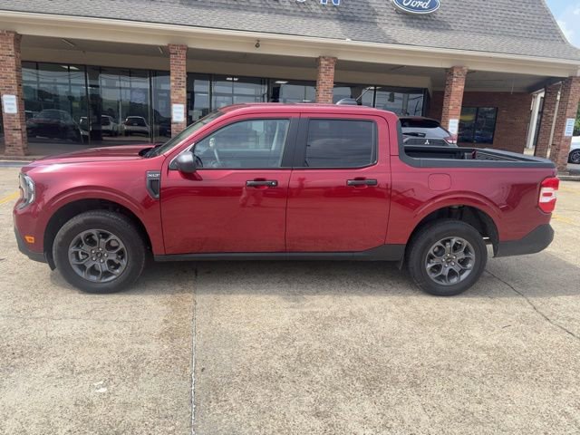 Certified 2025 Ford Maverick XLT w/ 4K Tow Package AWD/4WD image 2