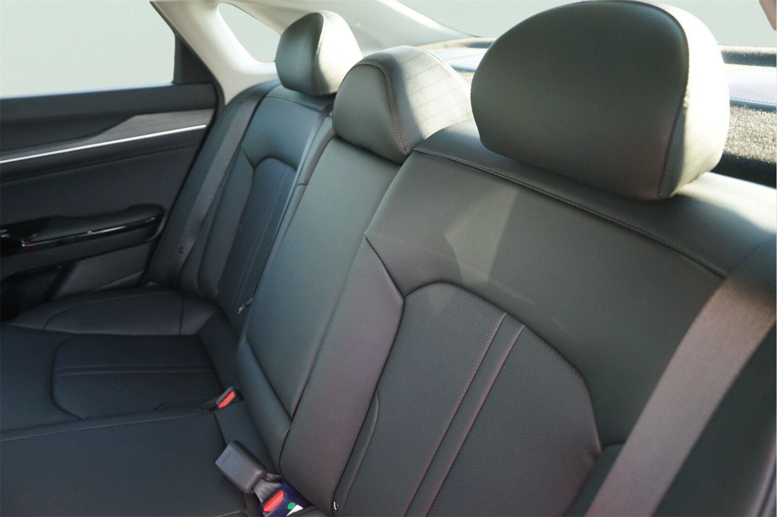 Used 2025 Kia K5 EX FWD image 14