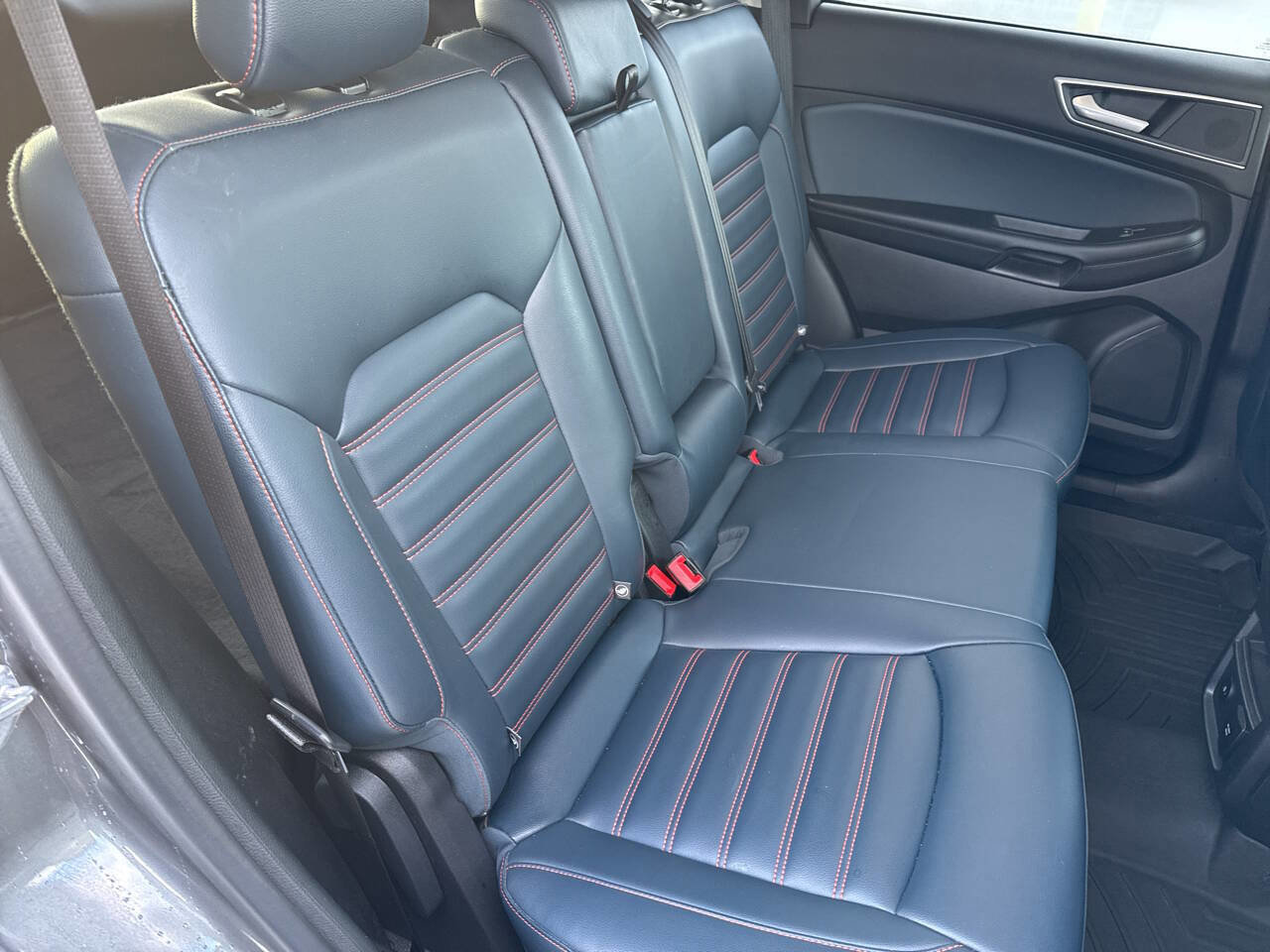 Certified 2022 Ford Edge SEL w/ Sport Appearance Package image 39