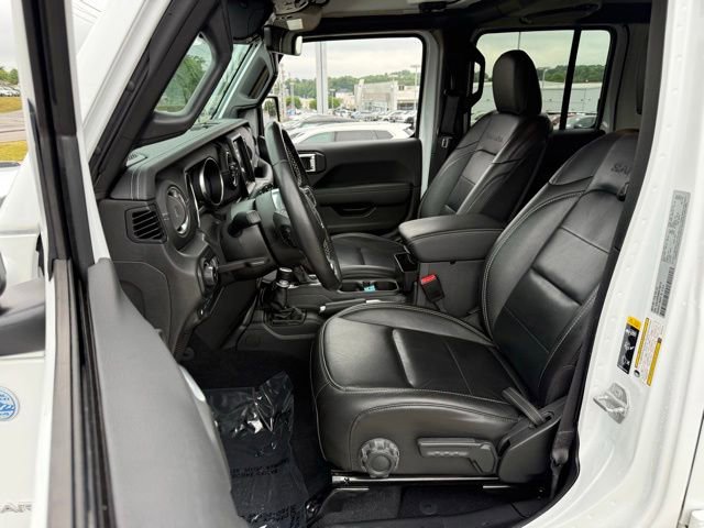 Used 2021 Jeep Wrangler Unlimited Sahara w/ Cold Weather Group AWD/4WD image 19