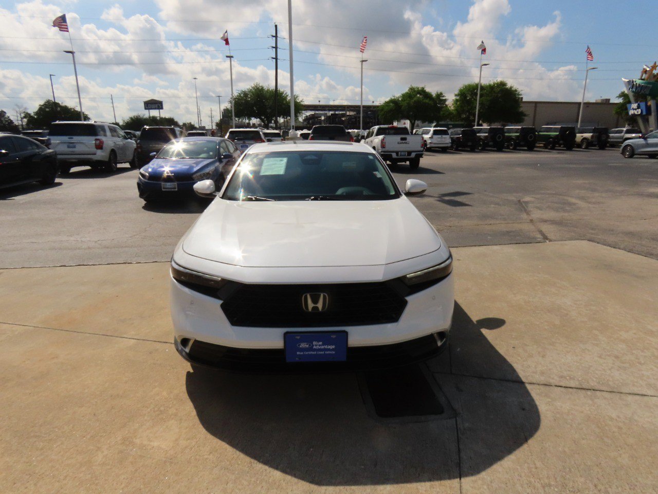 Used 2025 Honda Accord Touring image 8