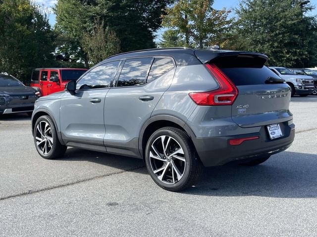 Used 2021 Volvo XC40 T5 R-Design w/ Advanced Package AWD/4WD image 3