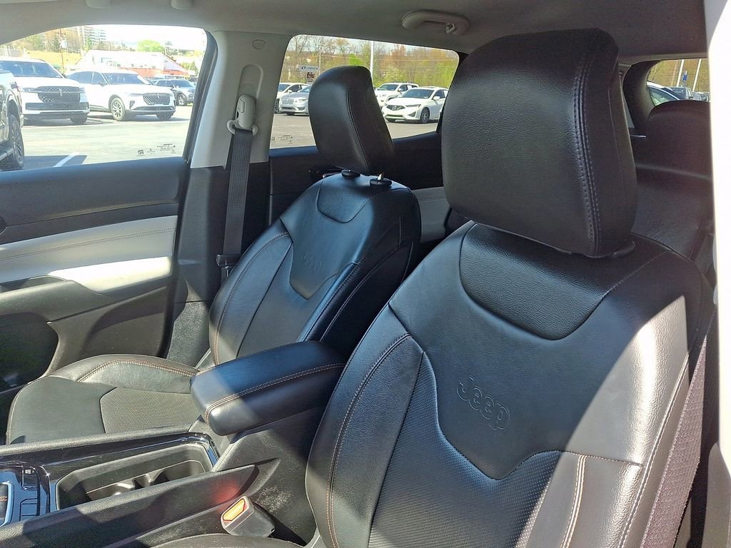 Used 2022 Jeep Compass Limited AWD/4WD image 14