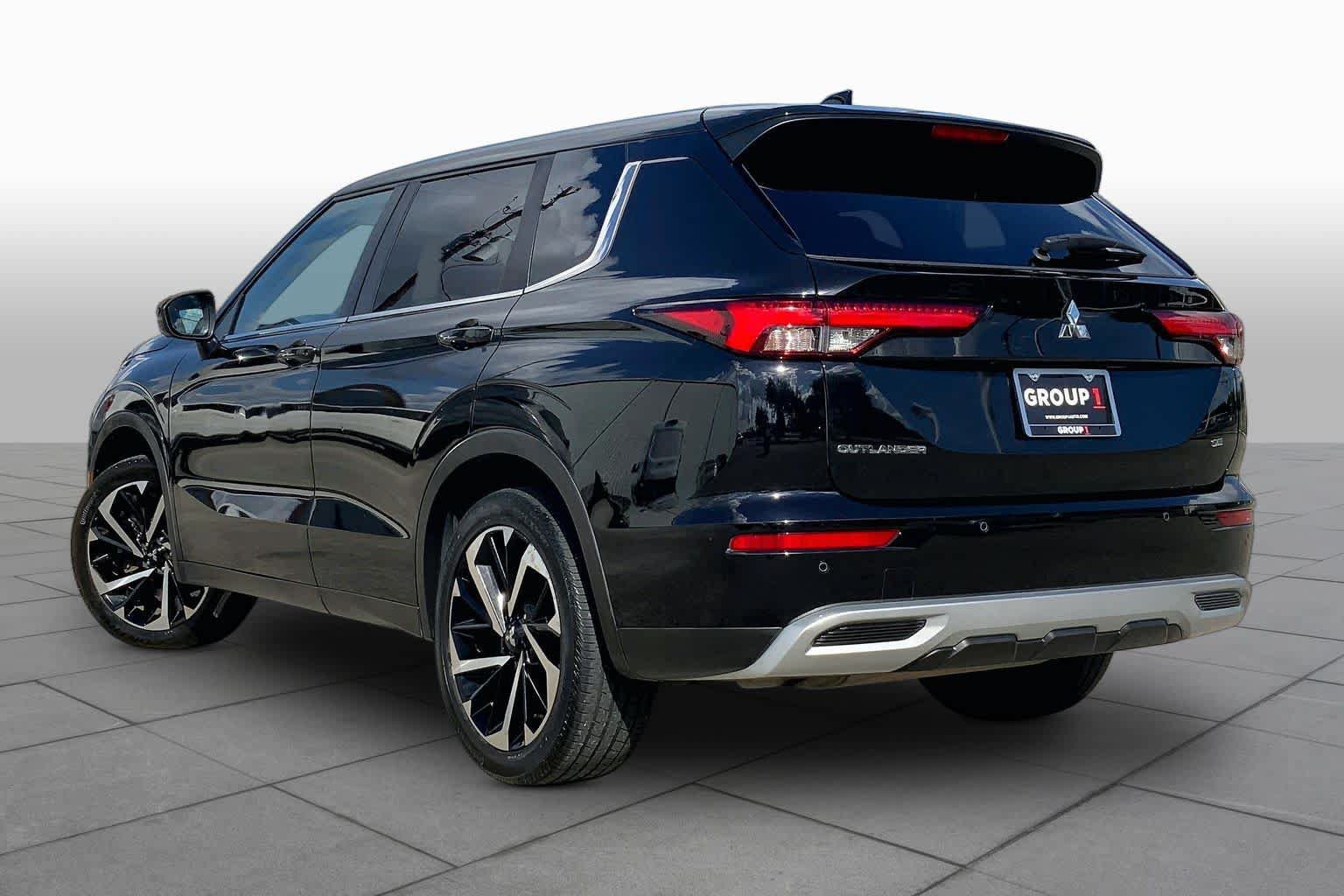 Used 2022 Mitsubishi Outlander SE FWD image 10