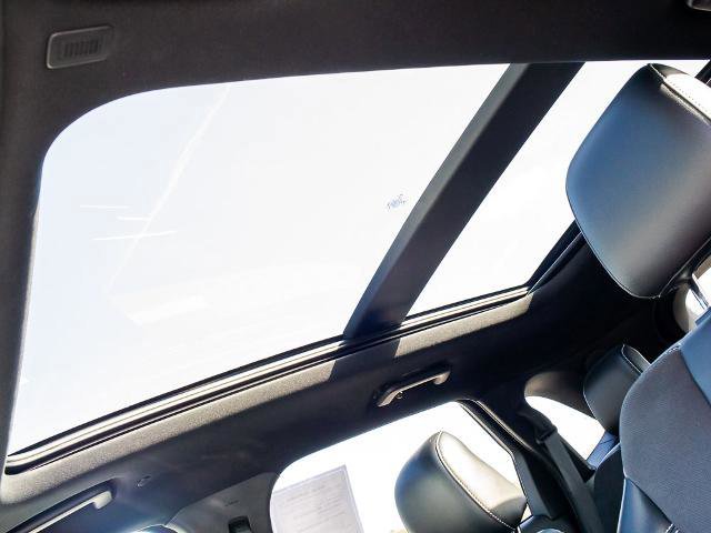 Certified 2022 Ford Edge ST w/ Equipment Group 401A image 21