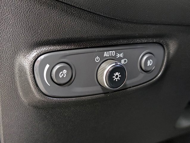 Used 2021 Chevrolet Equinox Premier AWD/4WD image 10