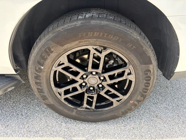 Certified 2025 Ford Expedition Active RWD image 28