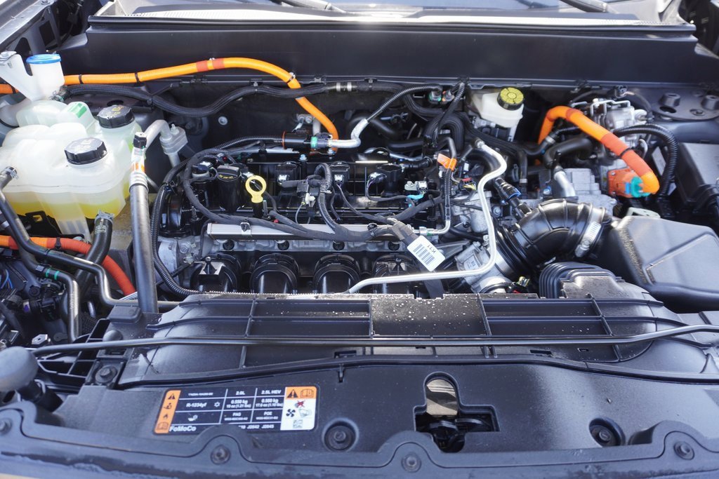 Certified 2023 Ford Maverick XLT image 25