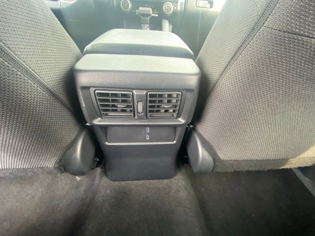 Used 2025 Toyota 4Runner SR5 AWD/4WD image 24