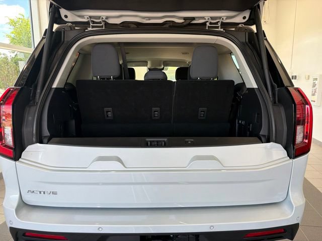 Certified 2025 Ford Expedition Active AWD/4WD image 9