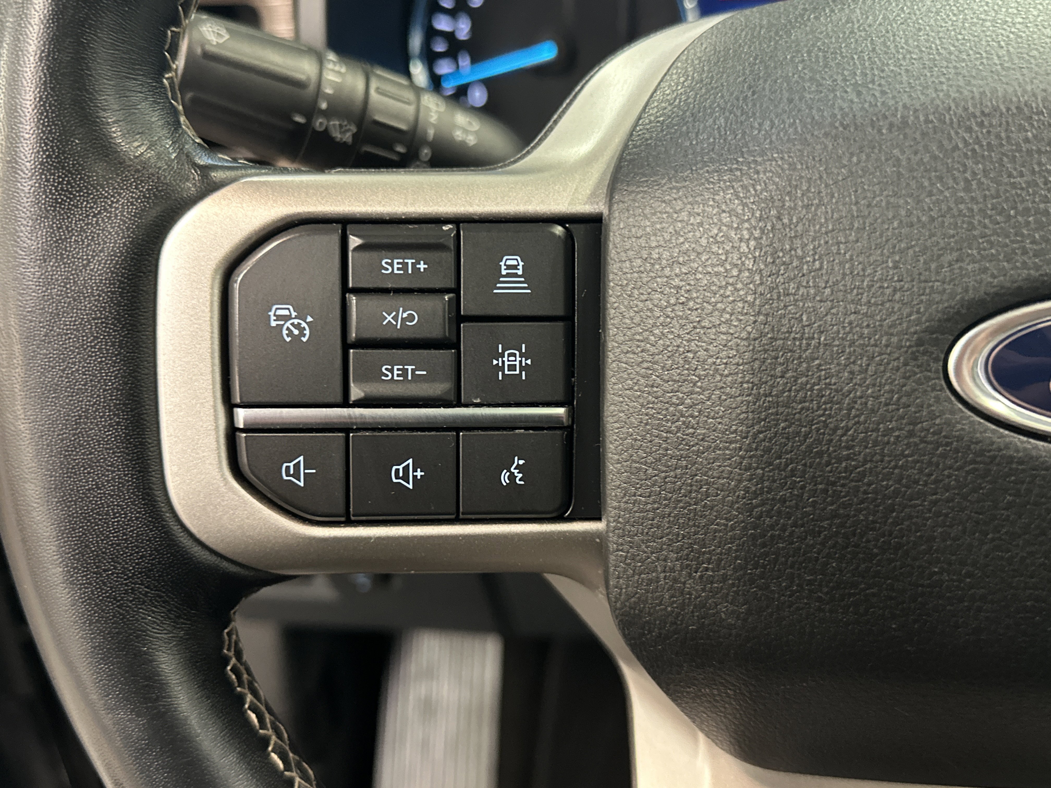 Certified 2022 Ford Expedition Max Limited image 40