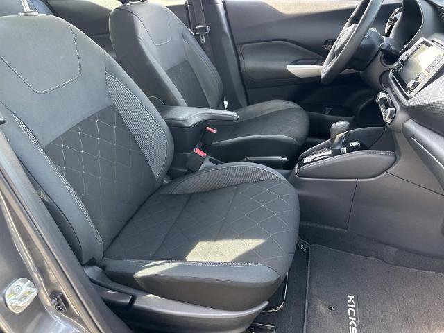 Used 2020 Nissan Kicks SV image 11