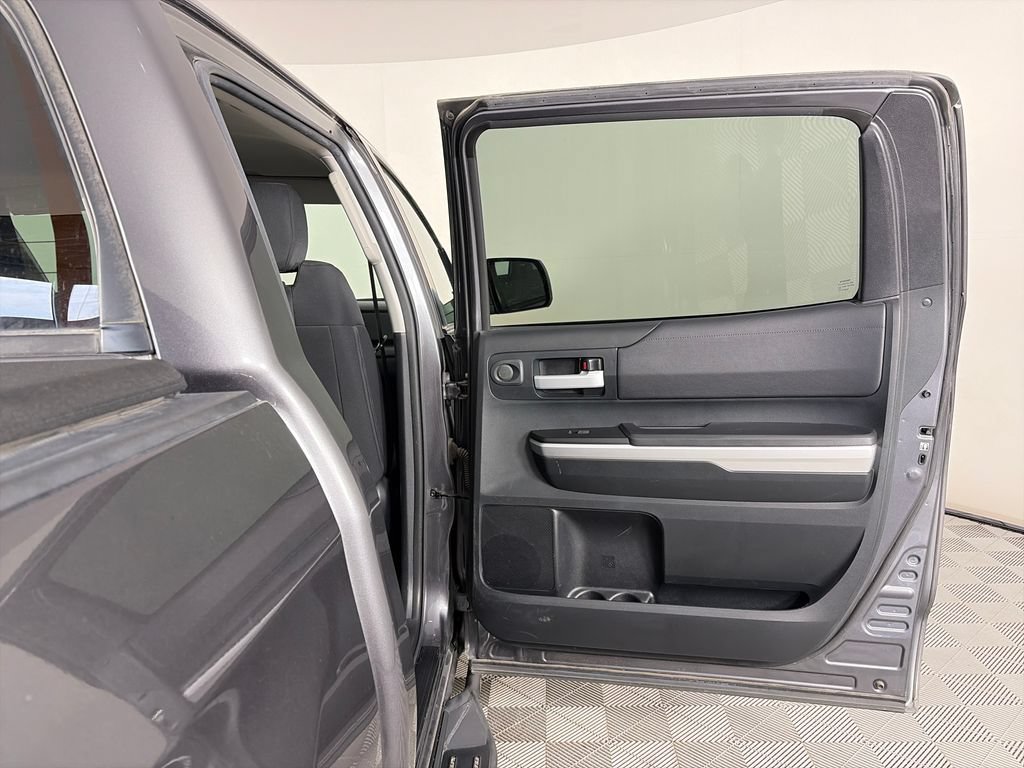 Used 2017 Toyota Tundra SR5 w/ TRD Off Road Package AWD/4WD image 28