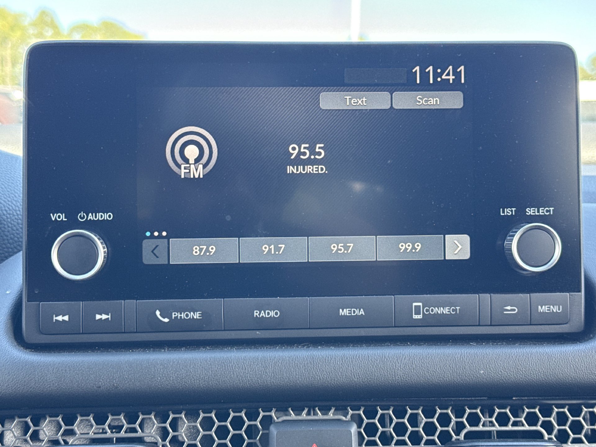 Used 2025 Honda HR-V Sport image 6