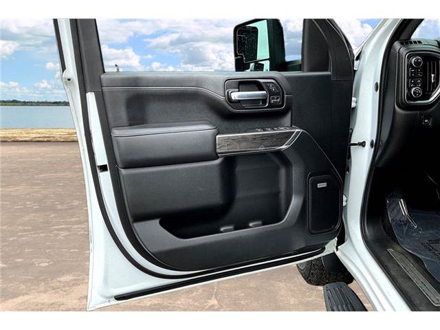 Used 2020 Chevrolet Silverado 2500 LTZ w/ LTZ Convenience Package AWD/4WD image 22