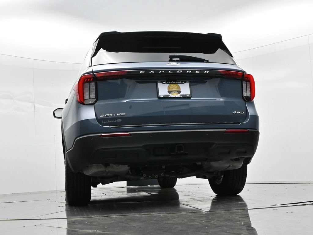 Certified 2025 Ford Explorer Active AWD/4WD image 21