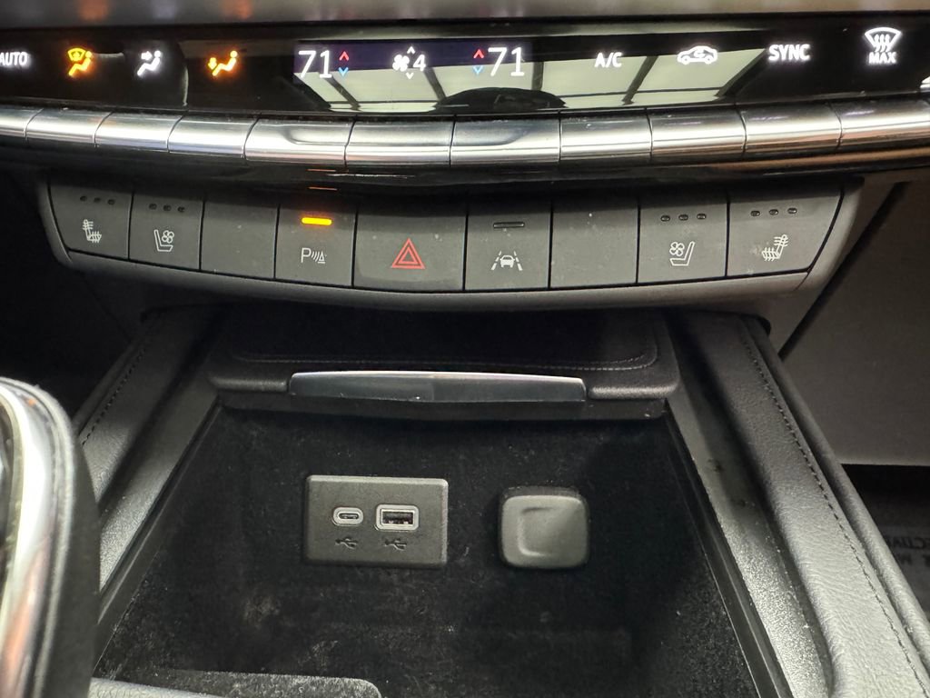 Used 2024 Cadillac XT4 Sport FWD image 19