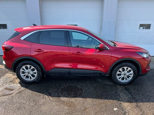 Certified 2023 Ford Escape Active w/ Tech Pack #2 AWD/4WD image 6