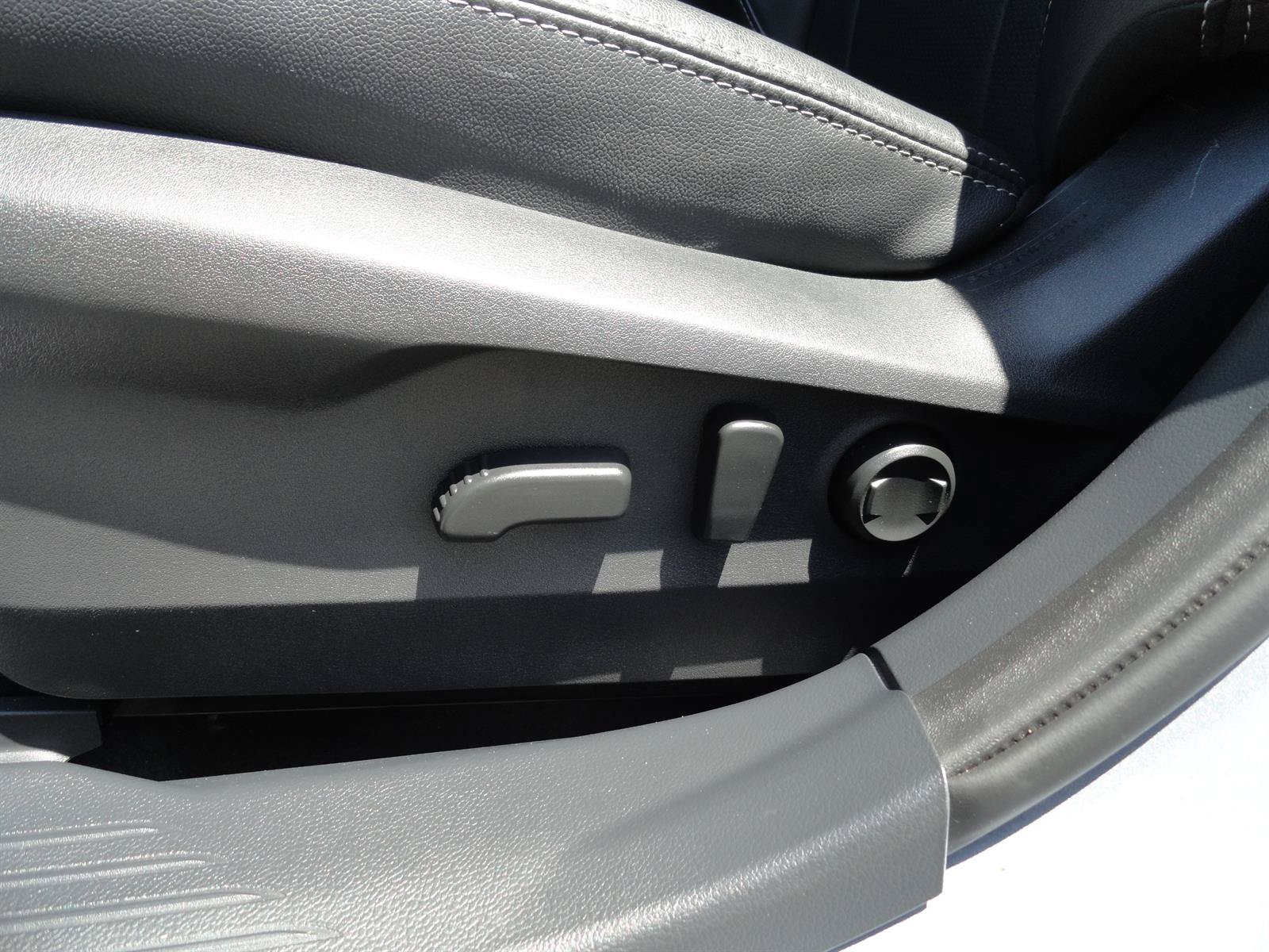 Used 2022 Subaru Outback Limited AWD/4WD image 12