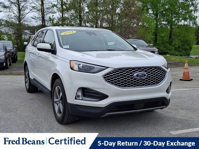Certified 2024 Ford Edge SEL w/ Convenience Package AWD/4WD image 2