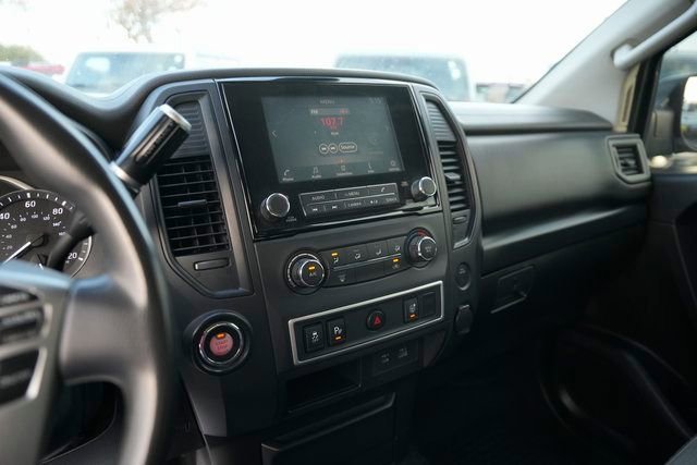 Used 2021 Nissan Titan S w/ S Utility Package image 25