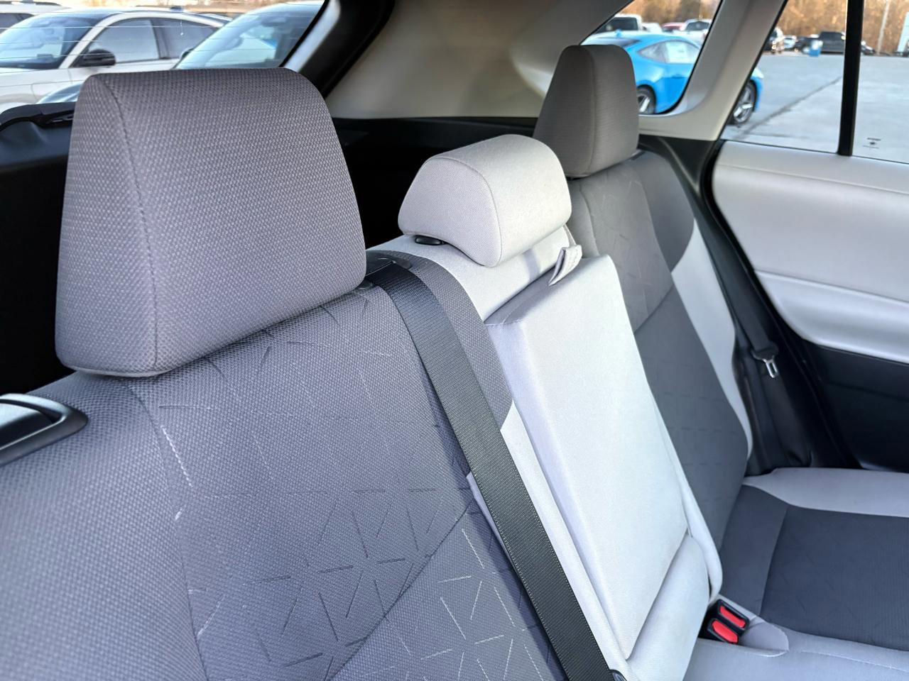 Used 2021 Toyota RAV4 XLE FWD image 47