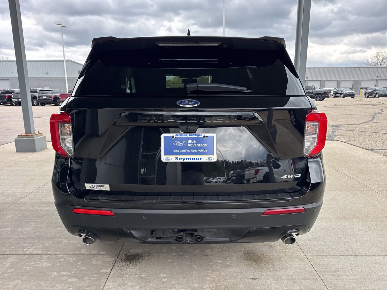 Certified 2024 Ford Explorer ST-Line w/ Class IV Trailer Tow Package AWD/4WD image 6