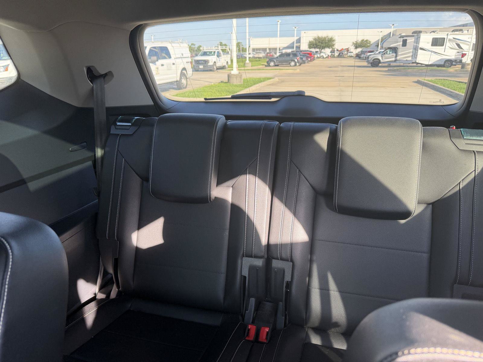 Used 2022 Volkswagen Atlas SE w/ Panoramic Sunroof Package FWD image 11
