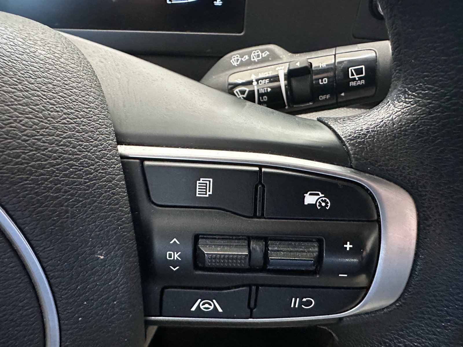 Used 2023 Kia Sportage LX FWD image 28