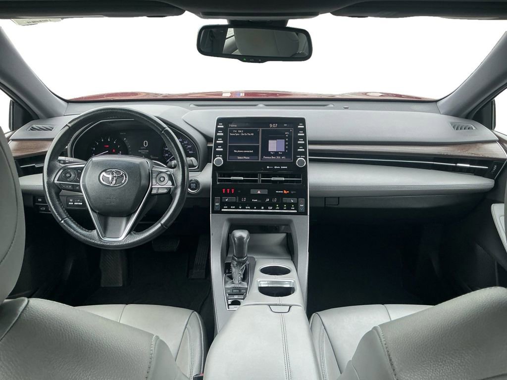 Used 2019 Toyota Avalon XLE w/ Moonroof Package FWD image 17