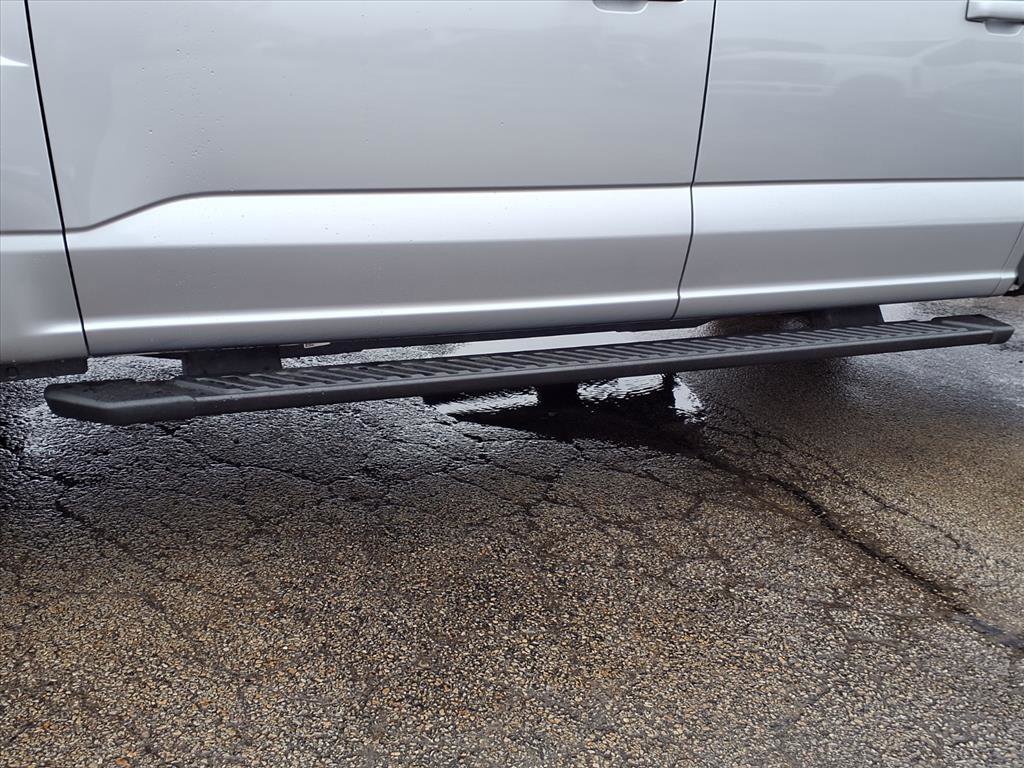 Certified 2023 Ford F150 XLT w/ Equipment Group 302A High image 6