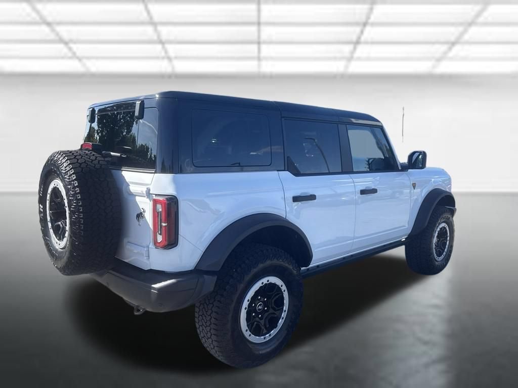 Certified 2025 Ford Bronco Badlands w/ Sasquatch Package AWD/4WD image 4