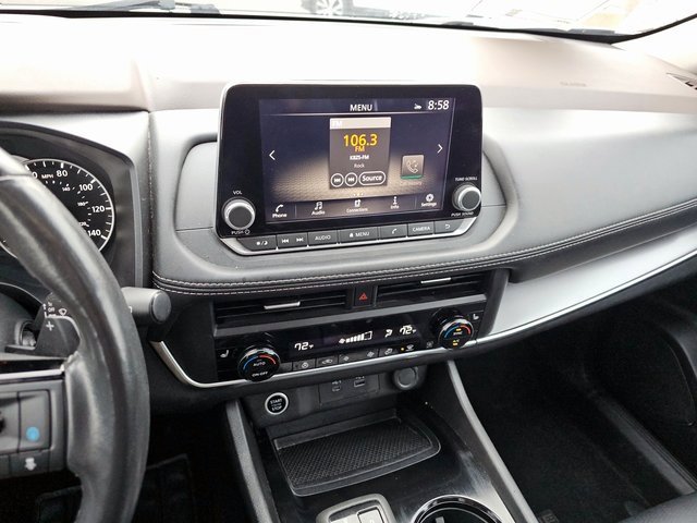 Used 2023 Nissan Rogue SV w/ SV Premium B Package image 30