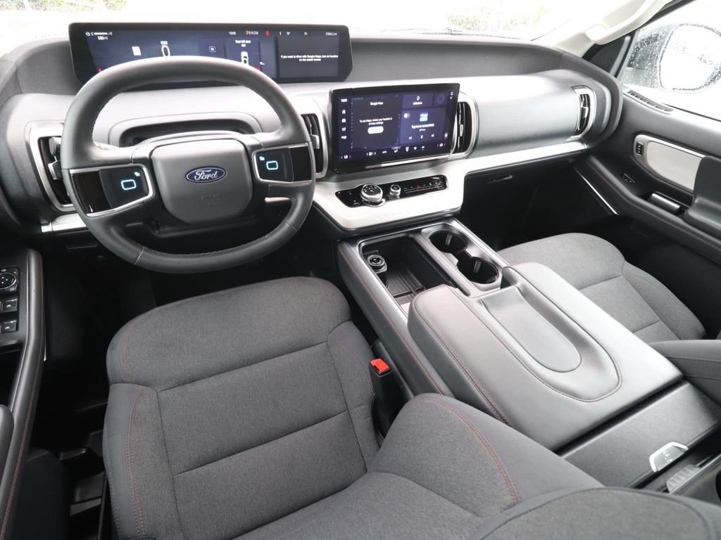 Certified 2025 Ford Expedition Active RWD image 6