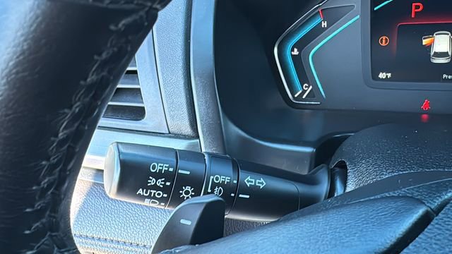 Used 2023 Honda Odyssey EX-L image 19