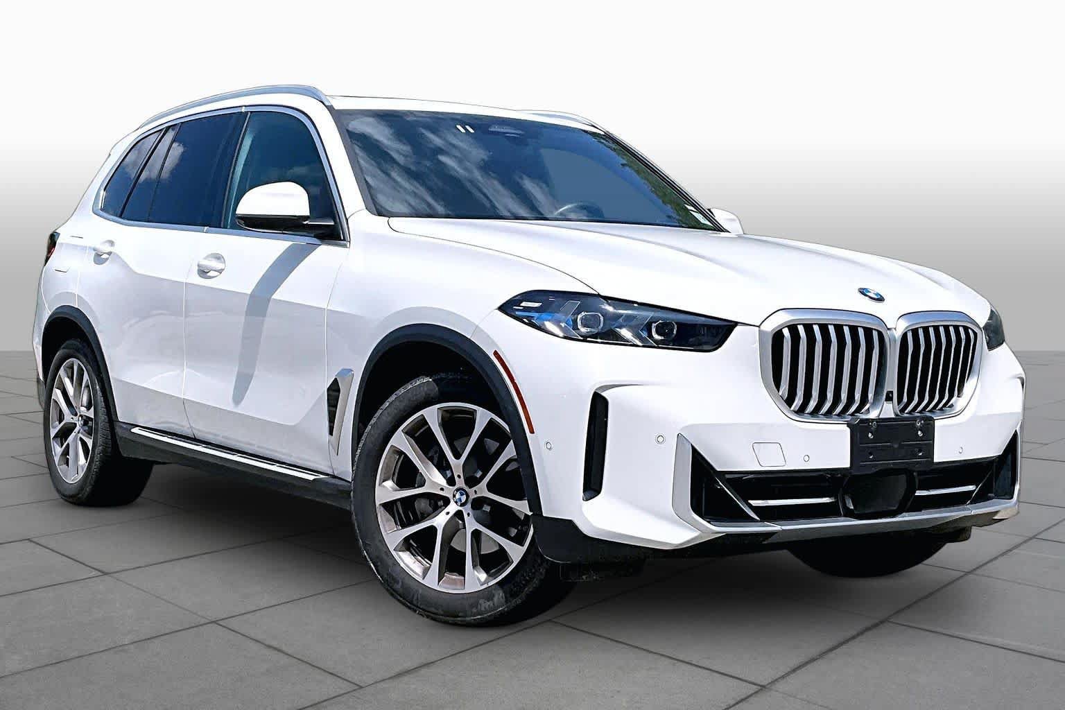 Used 2026 BMW X5 xDrive40i AWD/4WD image 3